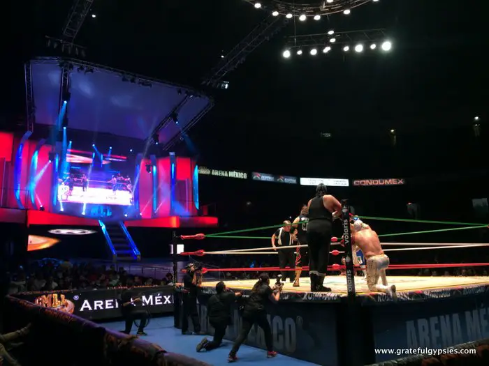 Lucha Libre at Arena Mexico